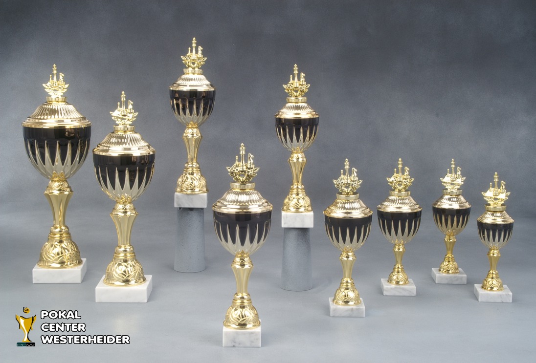 Schach Pokal 'COLOMBO' mit Figur